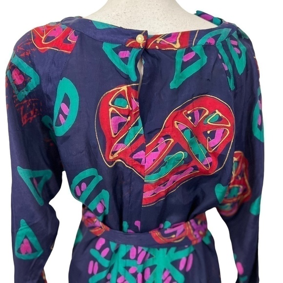 Vintage Adini Small Shift Dress Abstract Art to Wear. - Picture 4 of 12